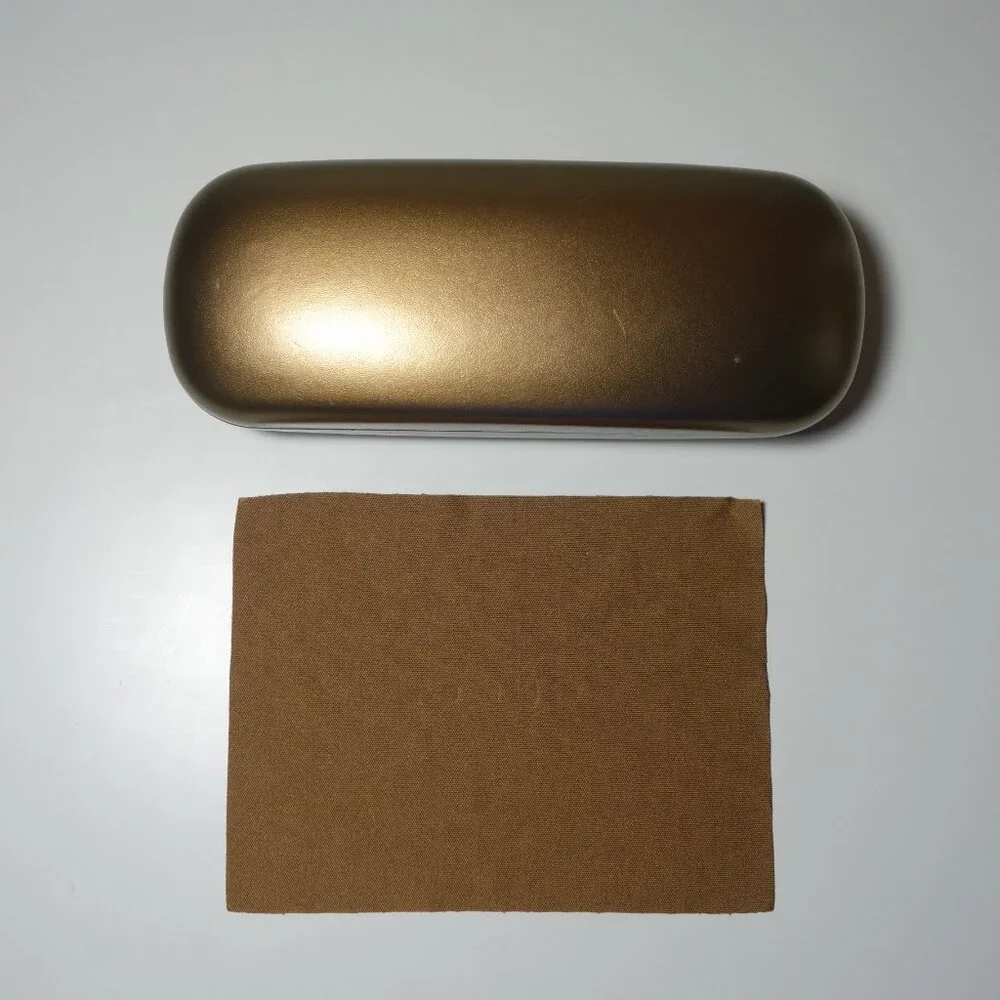 Vtg Gucci Hard Shell Sunglasses/ Glasses Case w/ Logo Cloth, Sz 2.5 in x 6.5 in